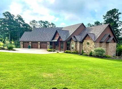 Lawn Care Commander en Russellville, AR